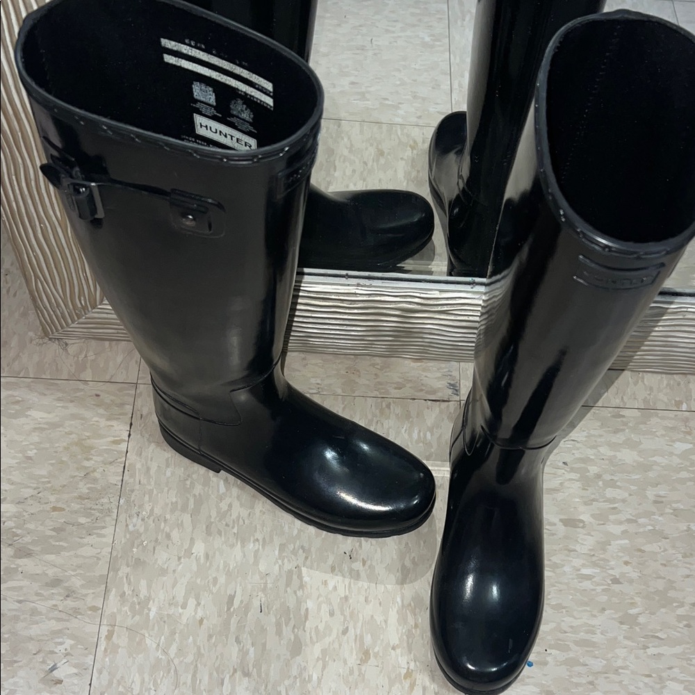 Hunter Glossy Black Rain Boots